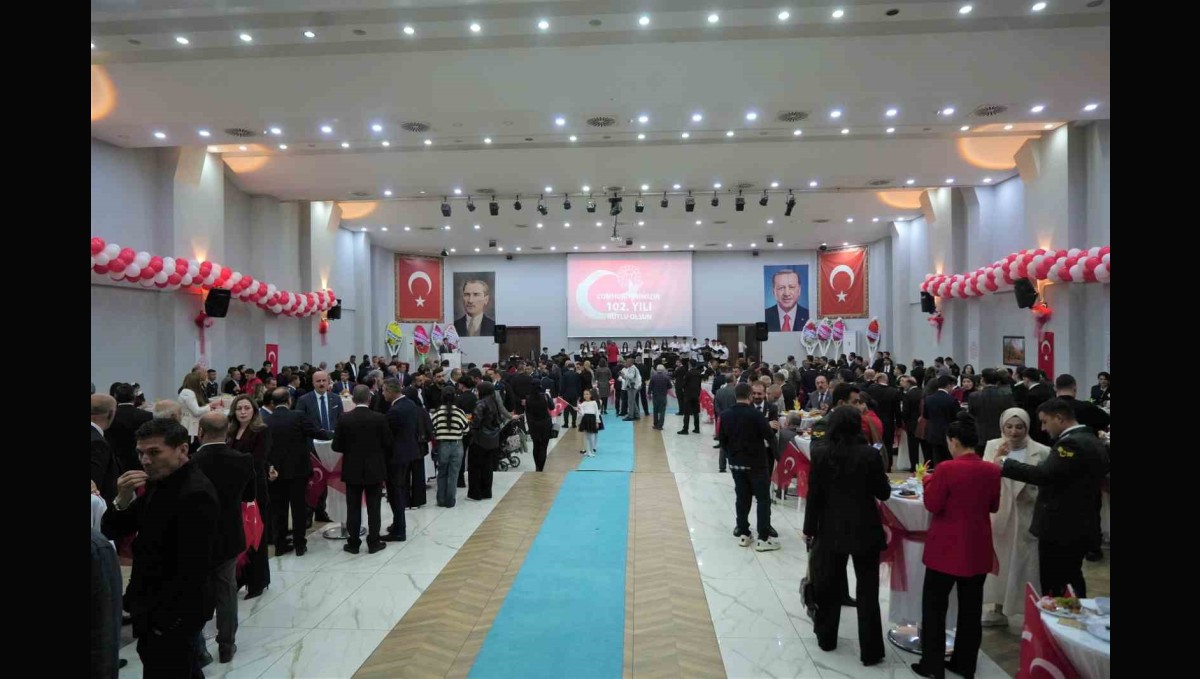 Muş'ta Cumhuriyet Bayramı resepsiyonu düzenlendi