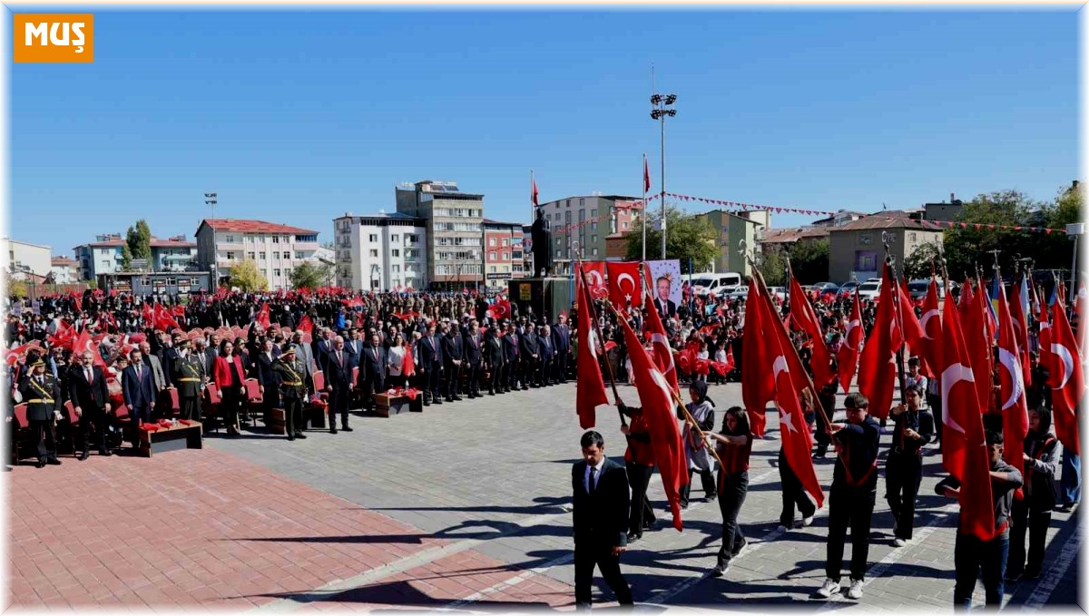 Muş'ta Cumhuriyetin 101. yıl coşkusu