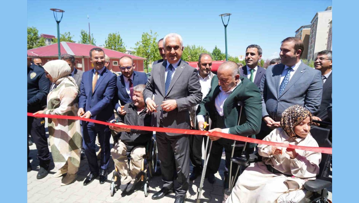 Muş'ta engellilere yönelik iki mesleki kursun açılışı yapıldı