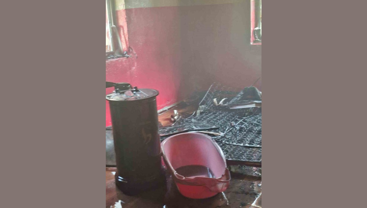 Muş'ta ev yangını