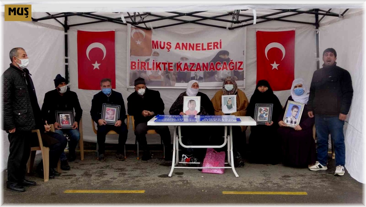 Muş'ta evlat nöbeti tutan ailelerin sayısı 23'e yükseldi