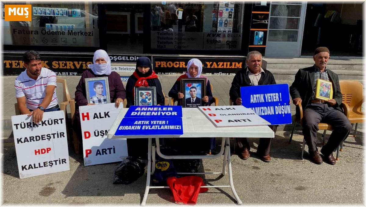 Muş'ta evlat nöbeti tutan ailelerin sayısı 40'a yükseldi