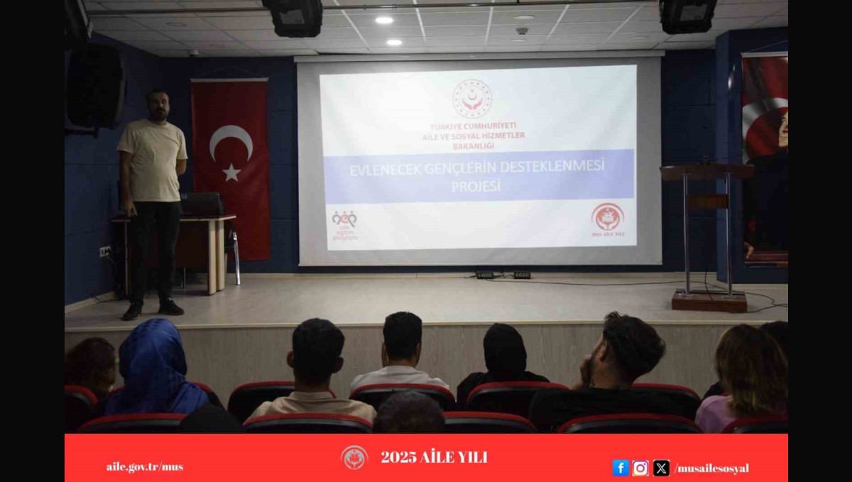 Muş'ta evlilik kredisinden faydalanacak gençlere eğitim verildi