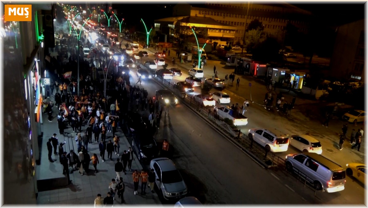 Muş'ta Galatasaray'ın 24. şampiyonluk sevinci