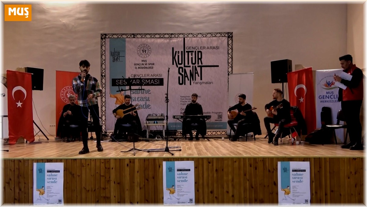 Muş'ta gençler yarıştı