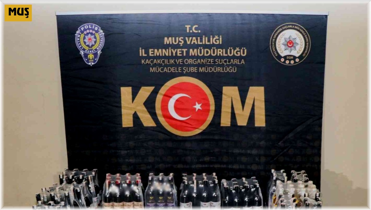 Muş'ta gümrük kaçağı alkollü içki ele geçirildi