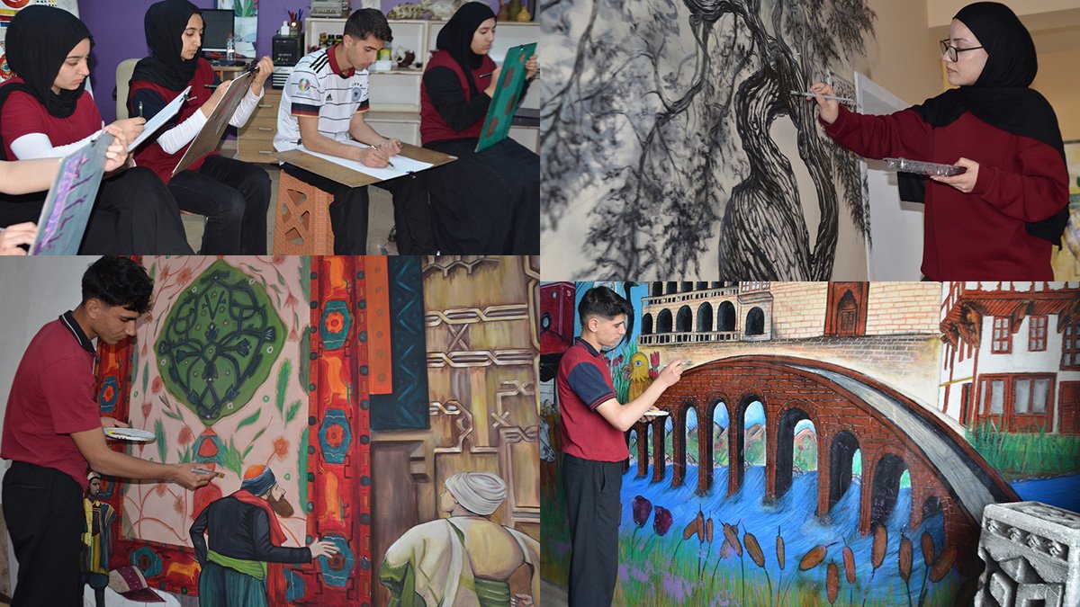 Muş'ta Güzel Sanatlar Lisesi Öğrencileri, Çizdikleri Resimlerle Okullarını Sanat Galerisine Dönüştürüyor