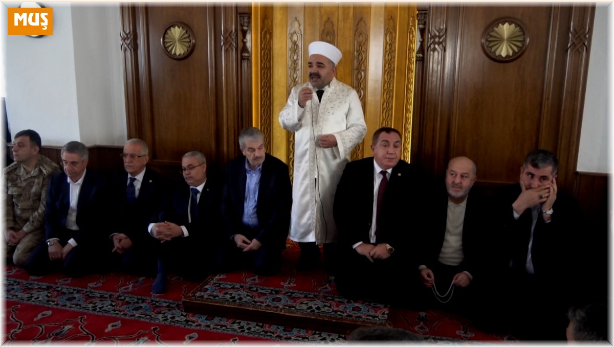 Muş'ta husumetli aileler barıştırıldı