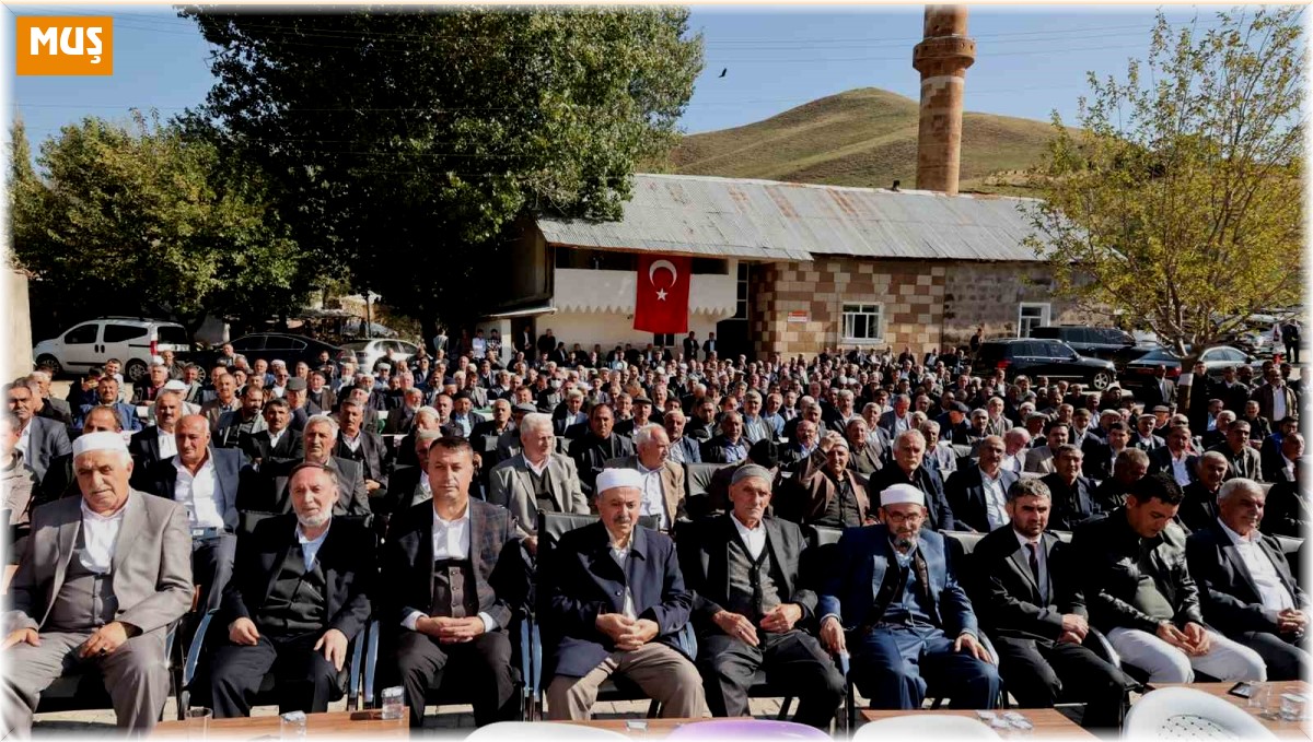 Muş'ta husumetli aileler Kur'an-ı Kerim'in altından geçerek barıştı