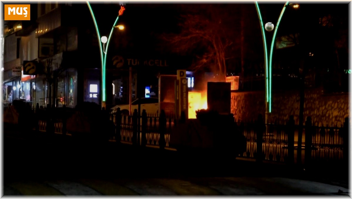 Muş'ta iki ayrı noktada şüpheli paket alarmı