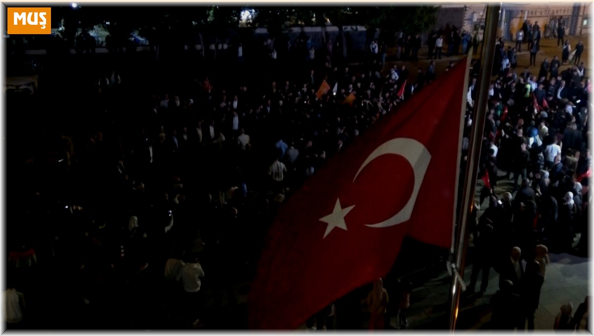 Muş'ta kutlamalar başladı