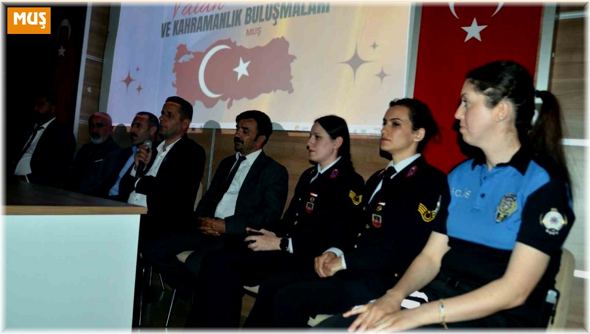 Muş'ta lise öğrencilerine yönelik 'Vatan ve Kahraman Buluşmaları' konferansı düzenlendi