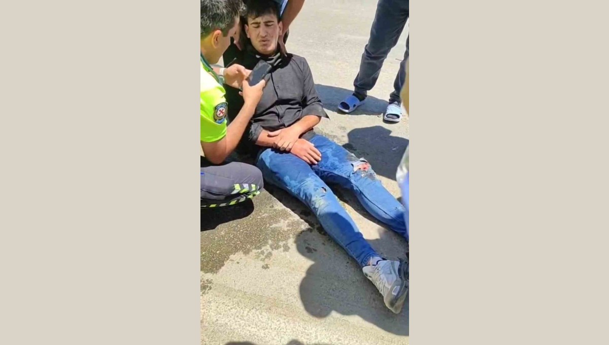 Muş'ta motosiklet ile hafif ticari araç çarpıştı: 1 yaralı