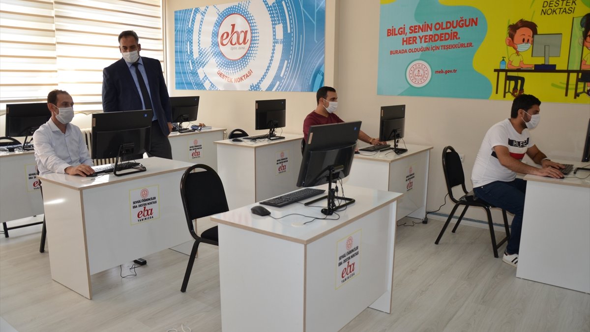 Muş'ta öğrencilere "taşımalı EBA" hizmeti