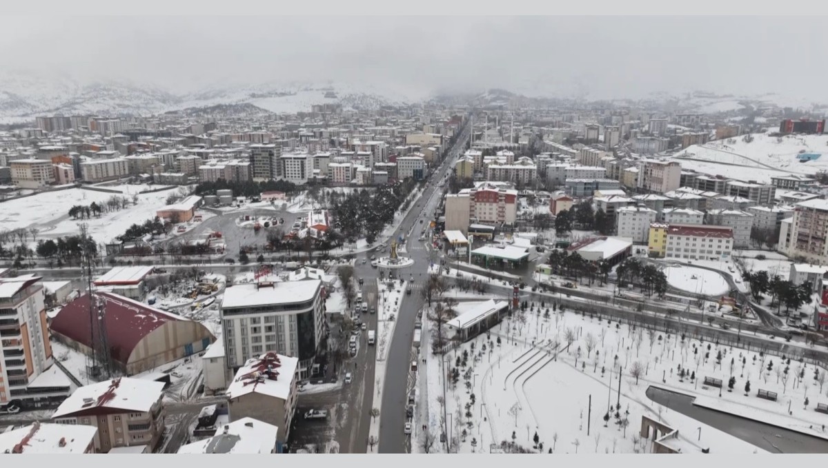 Muş'ta okullar 1 gün tatil edildi