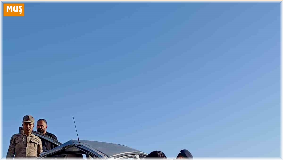 Muş'ta otomobil takla attı: 4 yaralı