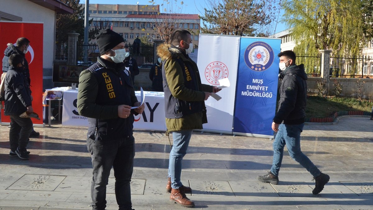 Muş'ta siber suçlarla mücadele çalışması