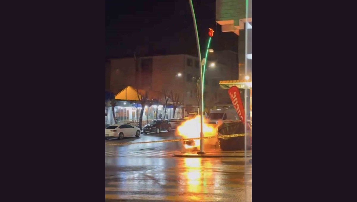 Muş'ta şüpheli çanta fünye ile patlatıldı