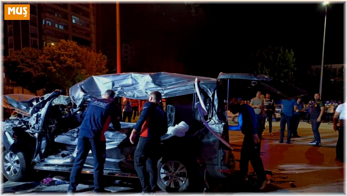 Muş'ta trafik kazası: 2 ölü, 3 yaralı