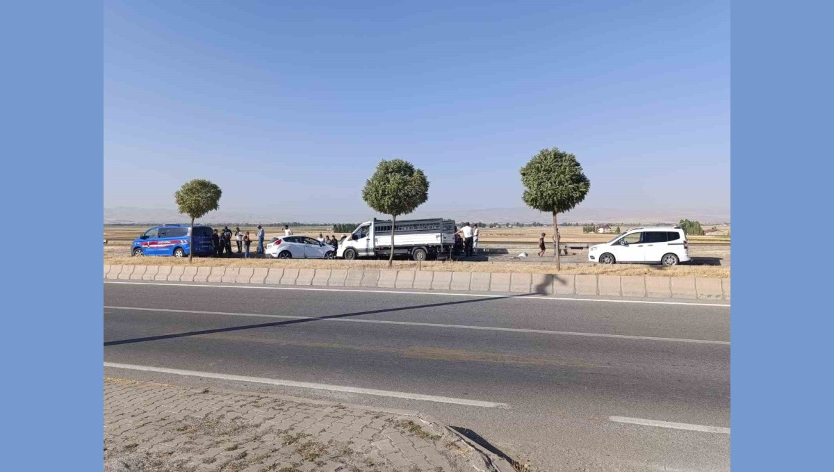 Muş'ta trafik kazası: 2 yaralı