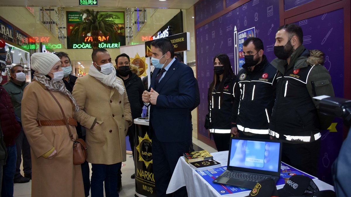 Muş'ta uyuşturucuyla mücadele konusunda bilgilendirme yapıldı