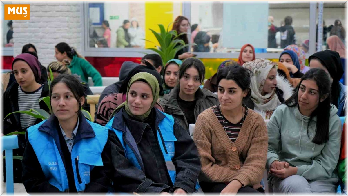 Muş'ta "Vatan ve Kahraman Buluşmaları" programı düzenlendi