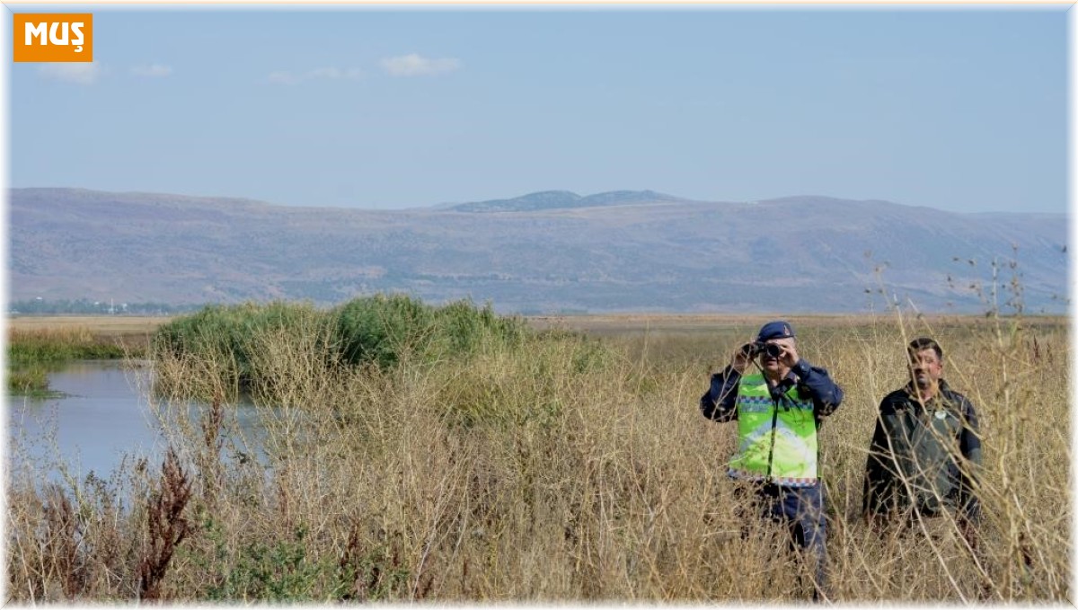 Muş'ta yasak malzemeyle balık avlayan 3 kişi hakkında işlem yapıldı