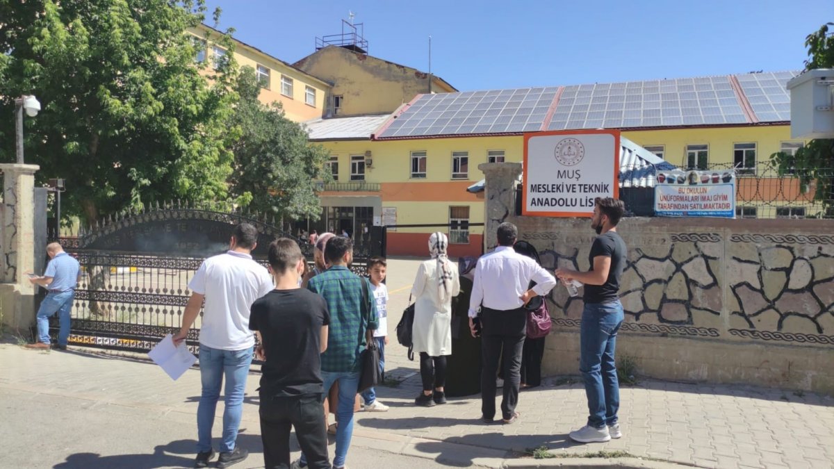 Muş'ta YKS heyecanı başladı