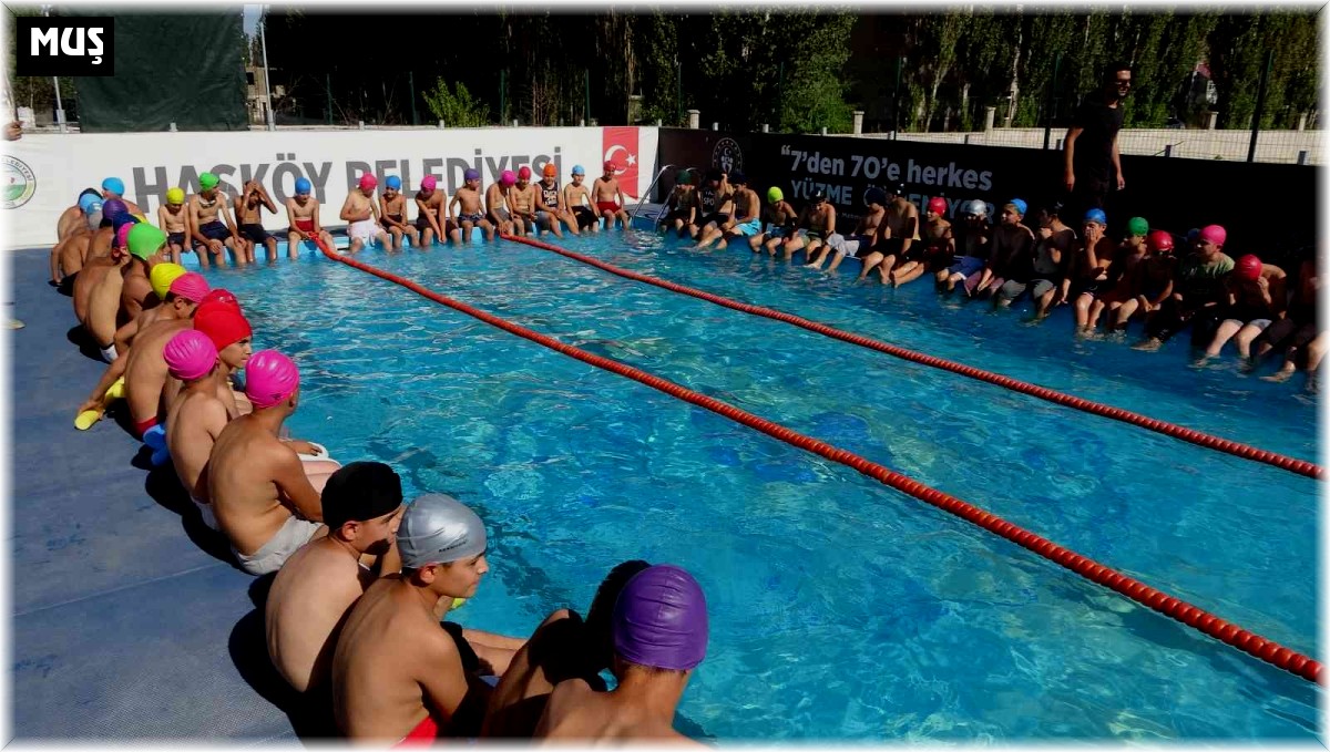 Muş'ta 'Yüzme Bilmeyen Kalmasın' projesi
