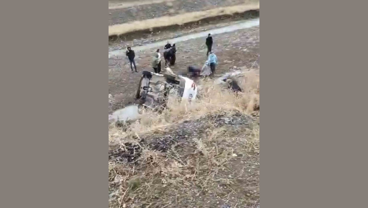 Muş'ta zincirleme trafik kazası: 1 ölü, 2 yaralı