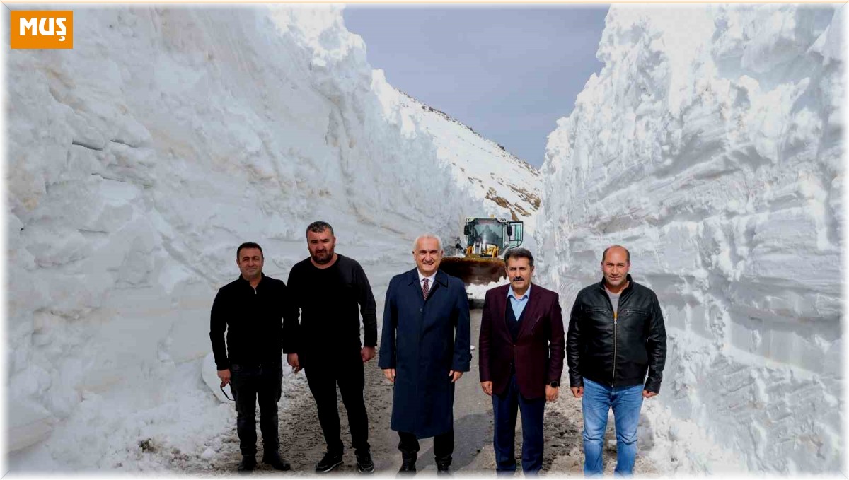 Muş Valisi Çakır, kar kaplanlarını ziyaret etti