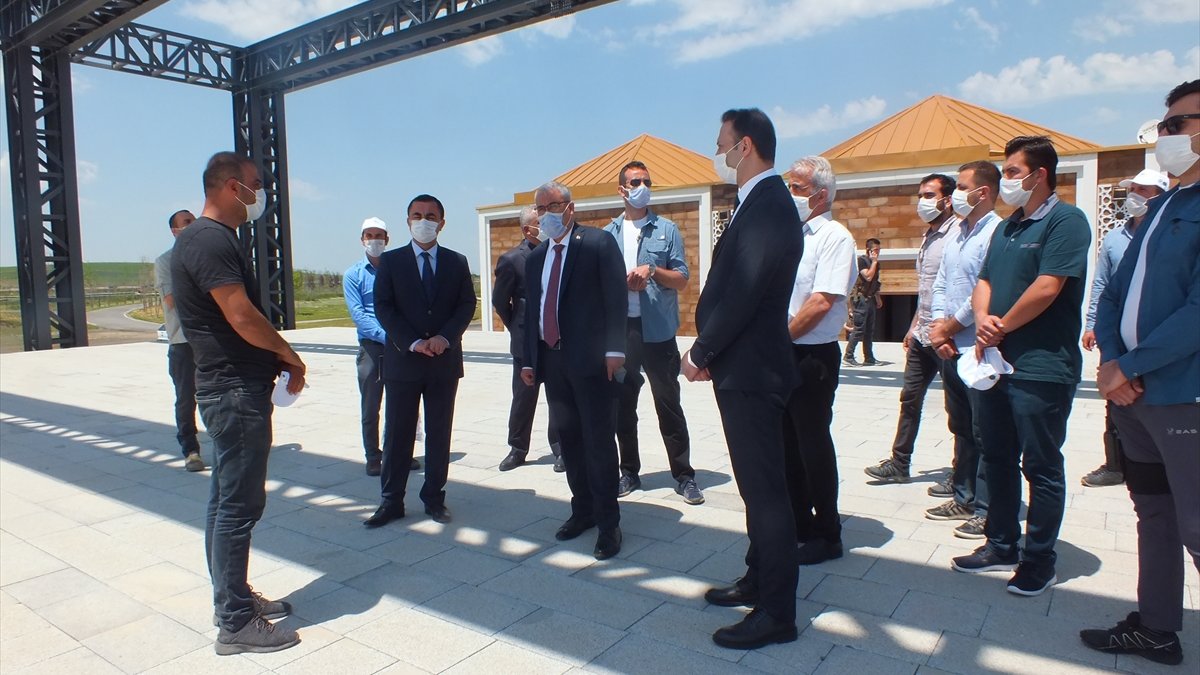 Muş Valisi Gündüzöz, milli parktaki çalışmaları inceledi