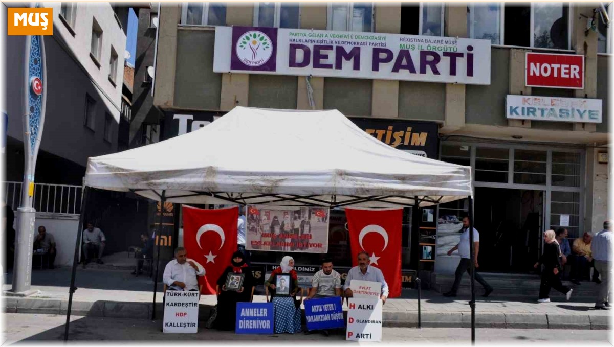 Muşlu ailelerin evlat nöbeti devam ediyor