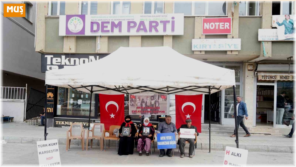 Muşlu annelerin evlat nöbeti devam ediyor