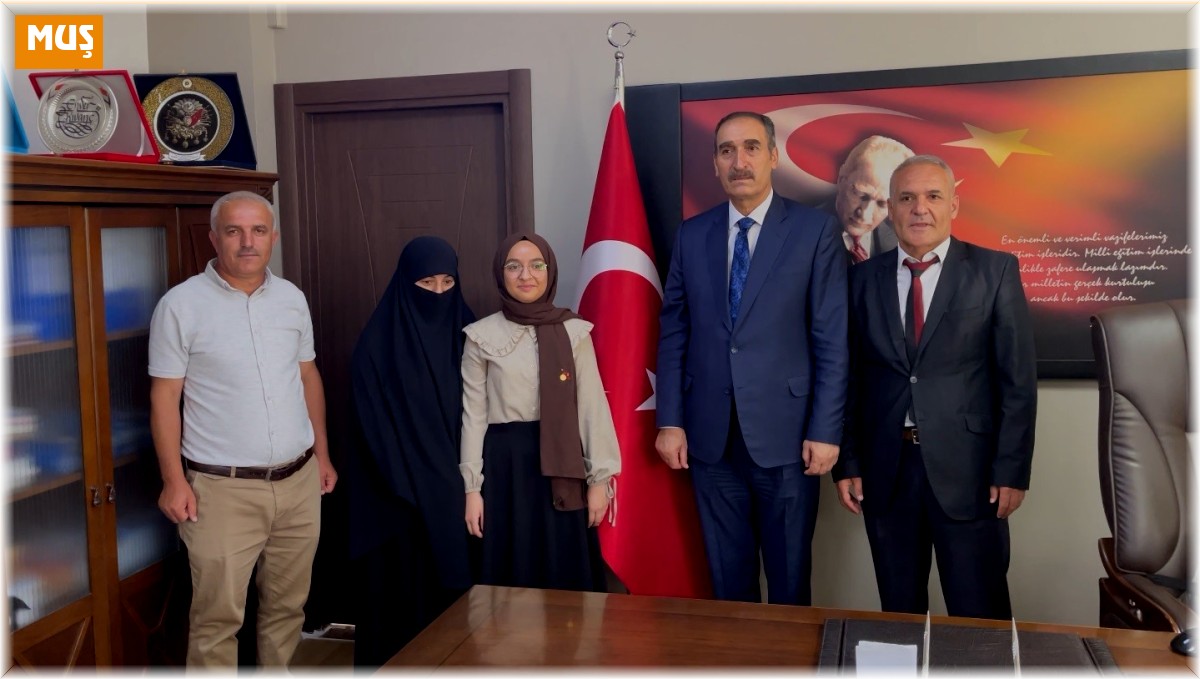 Muşlu öğrenci LGS'de 500 tam puan aldı