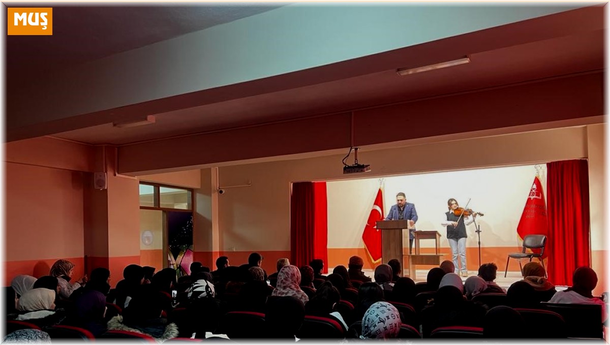 Muşlu öğrenciler için şiir ve müzik etkinliği düzenlendi