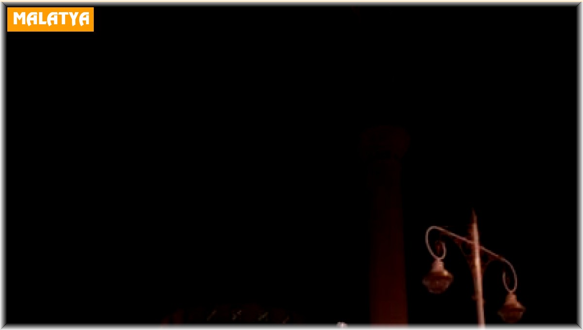 Müslüman olan Çinli kurtarma görevlisi barınma merkezi olarak kullanılan camiye 500 yuan bağışladı