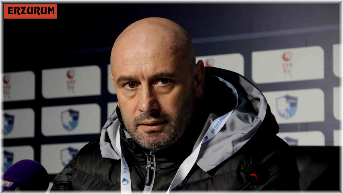 Muzaffer Bilazer: "Bütün hakemler bize köy takımı muamelesi yapıyor"