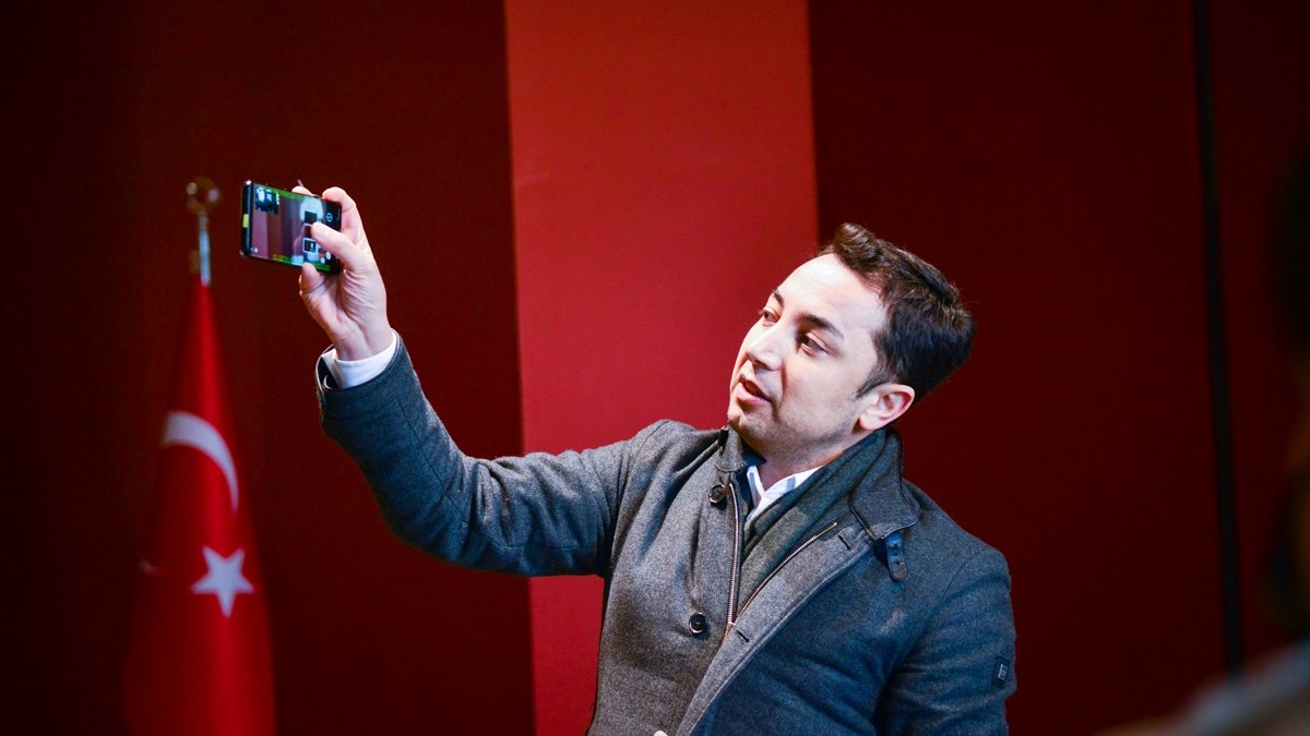 “Müzede Selfie Günü”nde Galaxy S21'in özellikleri de deneyimlendi