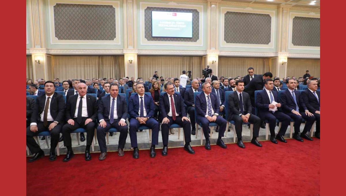 Nahçıvan'da 2. Serhat İlleri Bölgesel Ekonomi Forumu düzenlendi