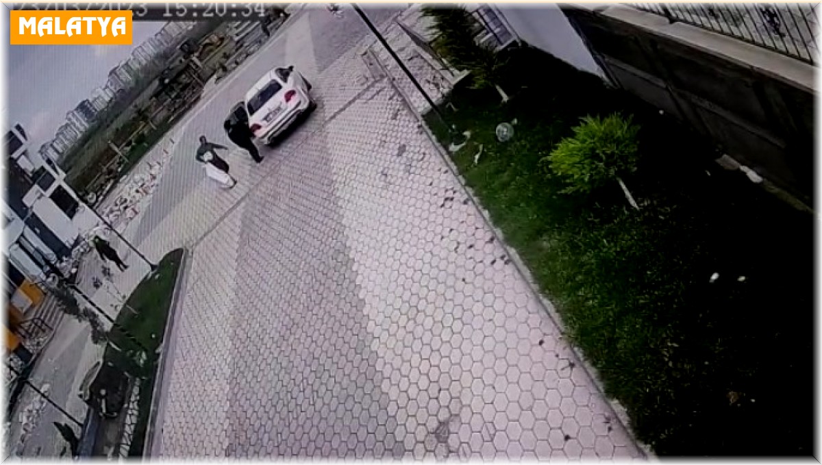 Nakliyeci hırsızlar kameraya yakalandı