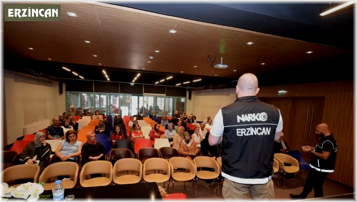 Narkotik polisleri annelere madde bağımlılığını anlattı