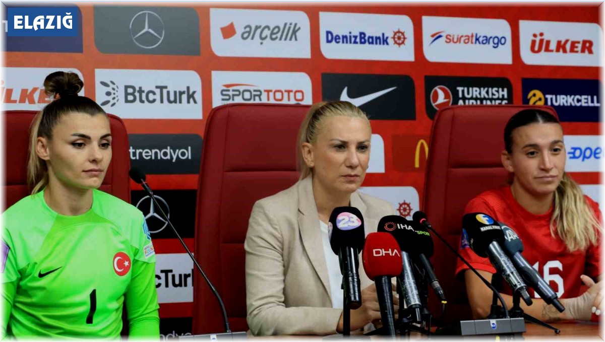 Necla Güngör Kıragası: "Seyirci rekorunu Elazığ'da kırdık"