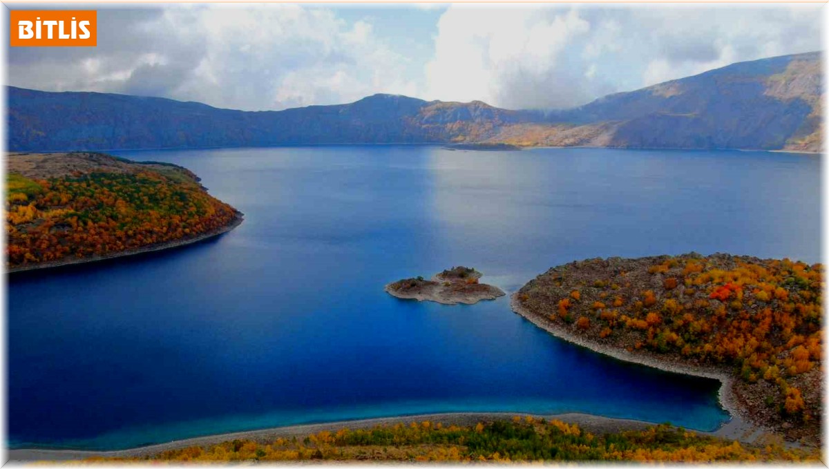 Nemrut Kalderası'nda sonbahar güzelliği