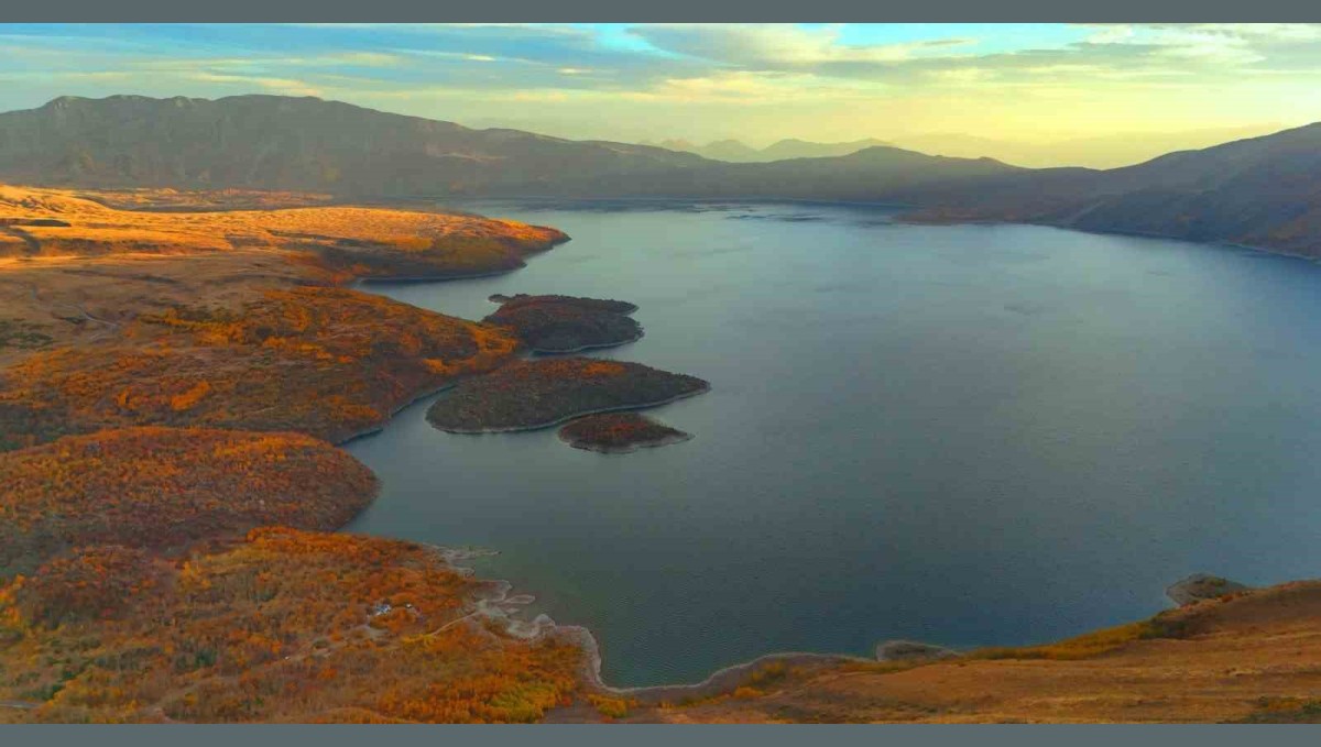 Nemrut Kalderası'ndaki sonbahar güzelliği mest etti
