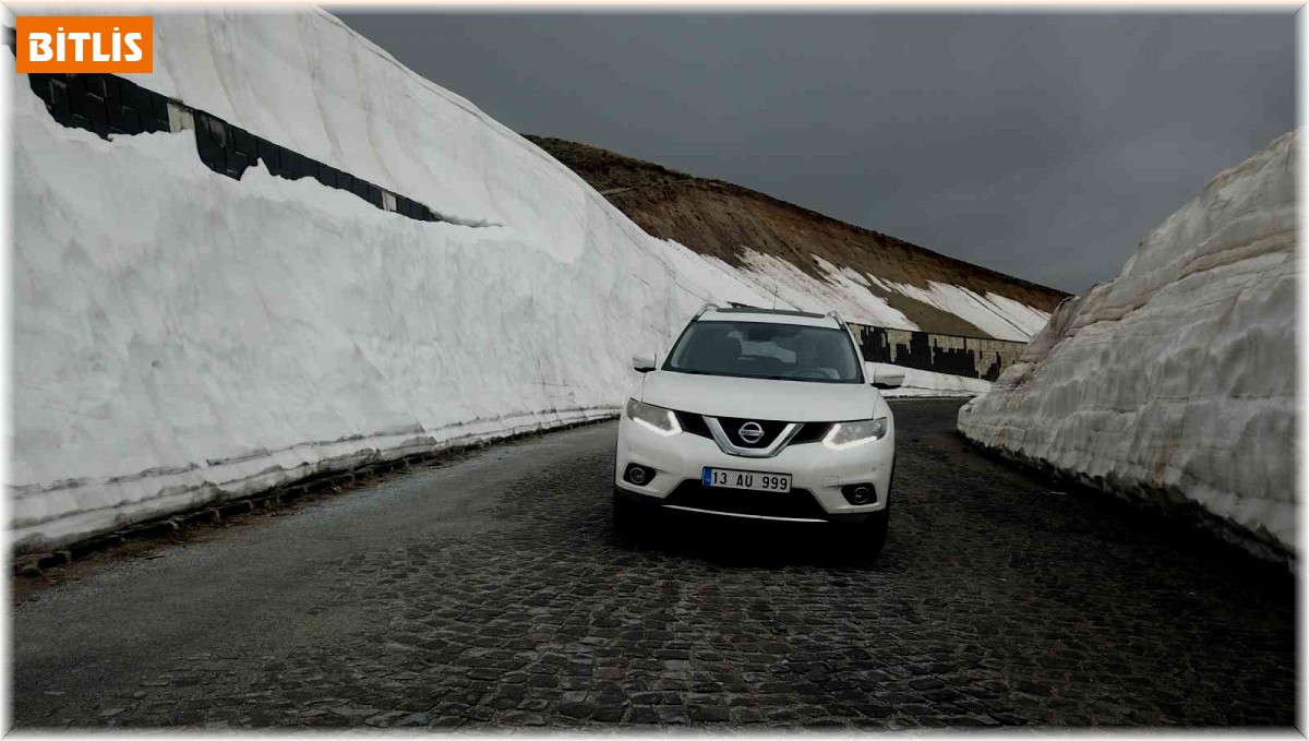 Nemrut'ta Mayıs'ta bile kar kalınlığı 5 metreyi buluyor