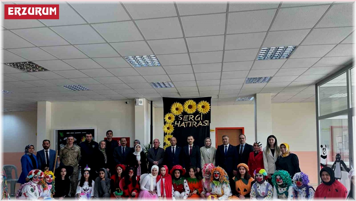 Nenehatun Mesleki ve Teknik Anadolu Lisesi'nde "Çocuk Gelişimi ve Bilim" yılsonu sergi etkinliği