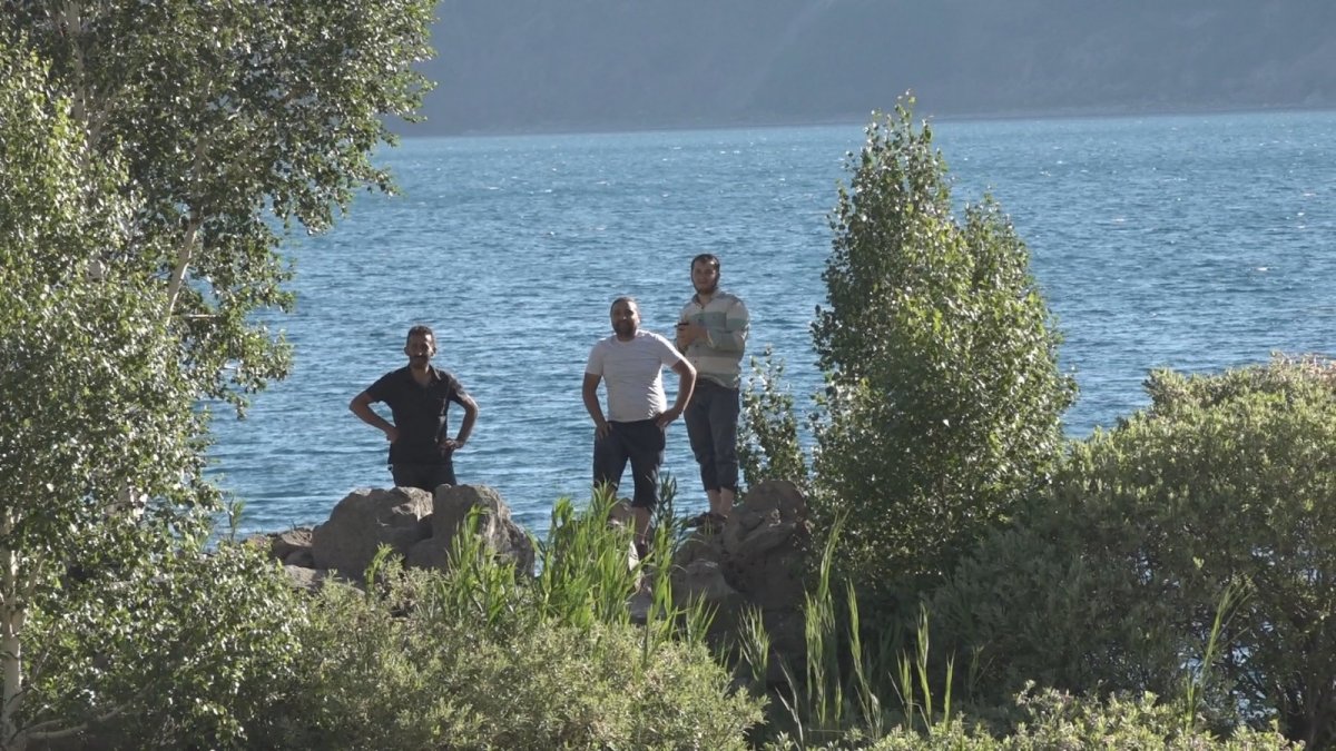 Normalleşmeyle birlikte Nemrut Krater Gölü'ne ziyaretçi akını