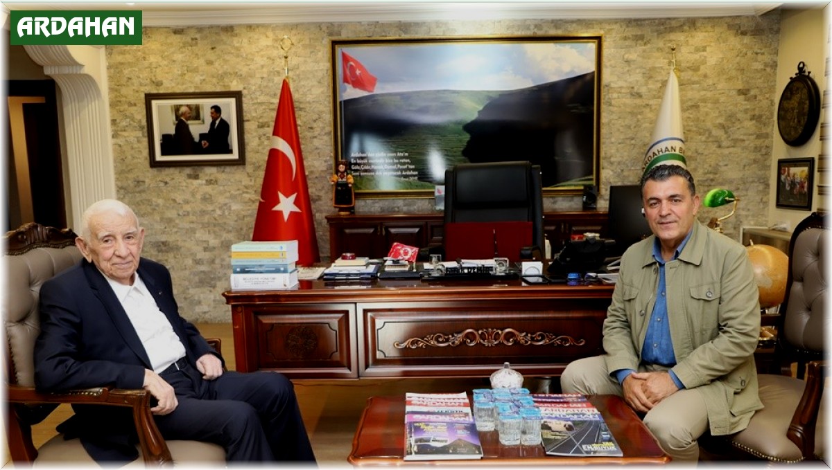 Nuri Vatan: "Başkan Demir, Ardahan'a renk katmış"