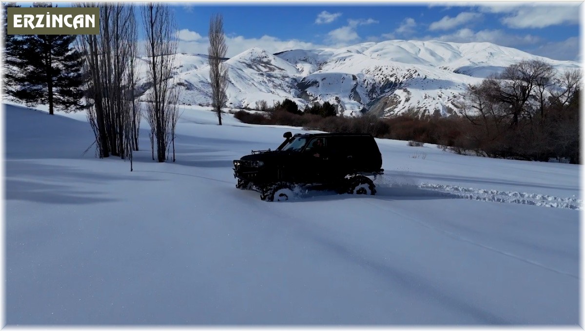 Off road tutkunları karlı arazide karın tadını çıkardı